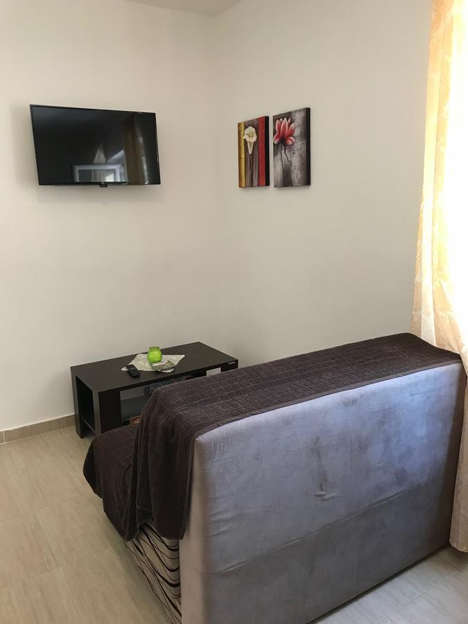 Apartment Pavle Perovic Sveti Stefan Buitenkant foto