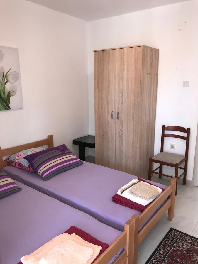 Apartment Pavle Perovic Sveti Stefan Buitenkant foto